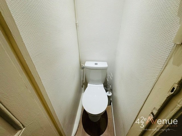 APPARTEMENT T2 A LOUER - ST ETIENNE CHAVANELLE/MARTYR DE VINGRE - 55.35 m2 - 655 &euro; charges comprises par mois