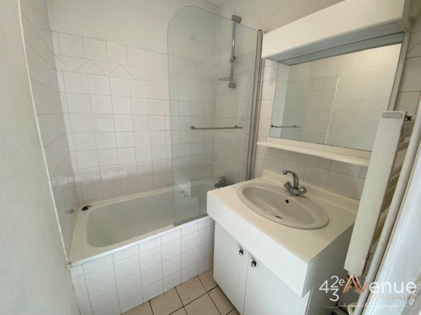 T2 en Duplex A LOUER - ST ETIENNE CHAVANELLE - 35.11 m2 - 398 &euro; charges comprises par mois