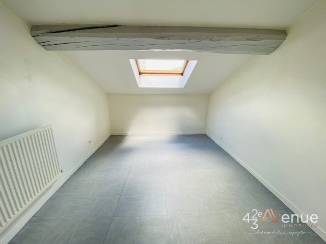 APPARTEMENT T2 A LOUER - ST ETIENNE CHAVANELLE - 31.62 m2 - 355 € charges comprises par mois