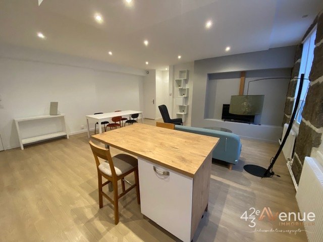 2 pièces Meublé A LOUER - ST ETIENNE Cité Design/Carnot - 56.72 m2 - 640 &euro; charges comprises par mois