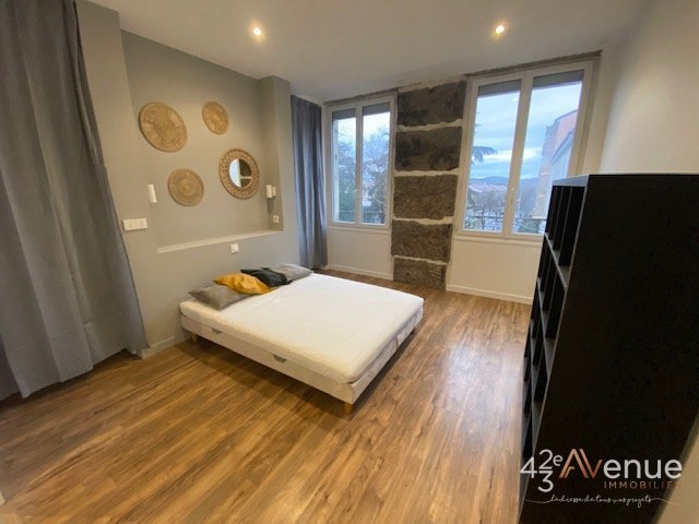 2 pièces Meublé A LOUER - ST ETIENNE Cité Design/Carnot - 56.72 m2 - 640 &euro; charges comprises par mois