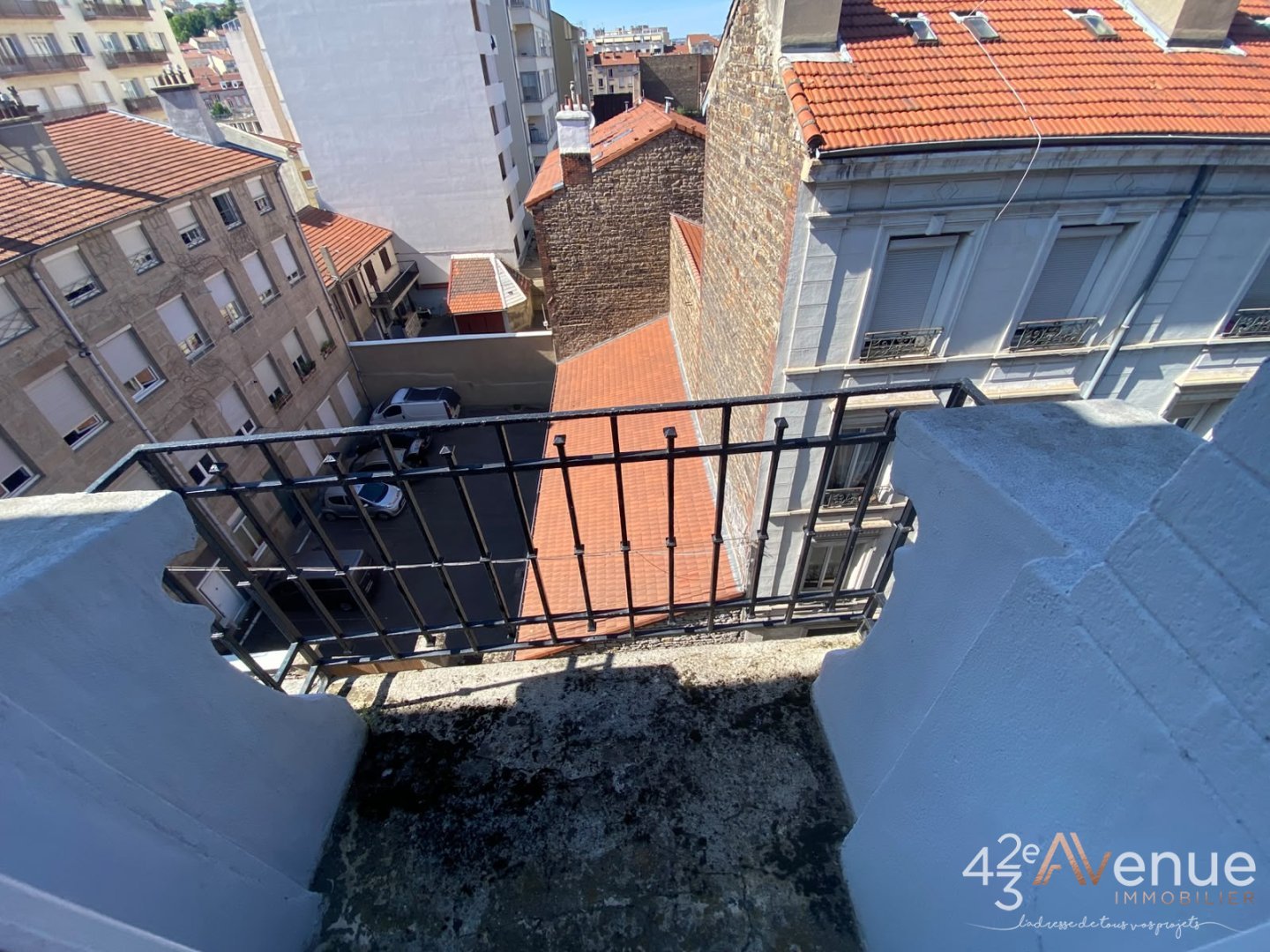 APPARTEMENT T2 A LOUER - ST ETIENNE FAC TREFILERIE/CENTRE II - 31.25 m2 - 460 &euro; charges comprises par mois