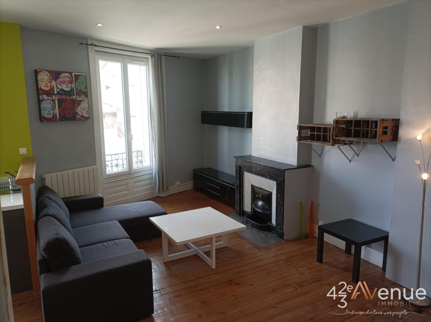 APPARTEMENT T2 A LOUER - ST ETIENNE FAC TREFILERIE - 66.89 m2 - 515�&euro; charges comprises par mois