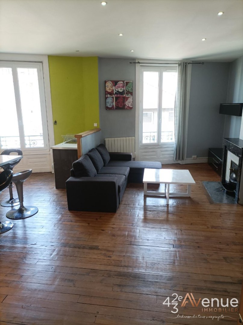 APPARTEMENT T2 A LOUER - ST ETIENNE FAC TREFILERIE - 66.89 m2 - 515�&euro; charges comprises par mois