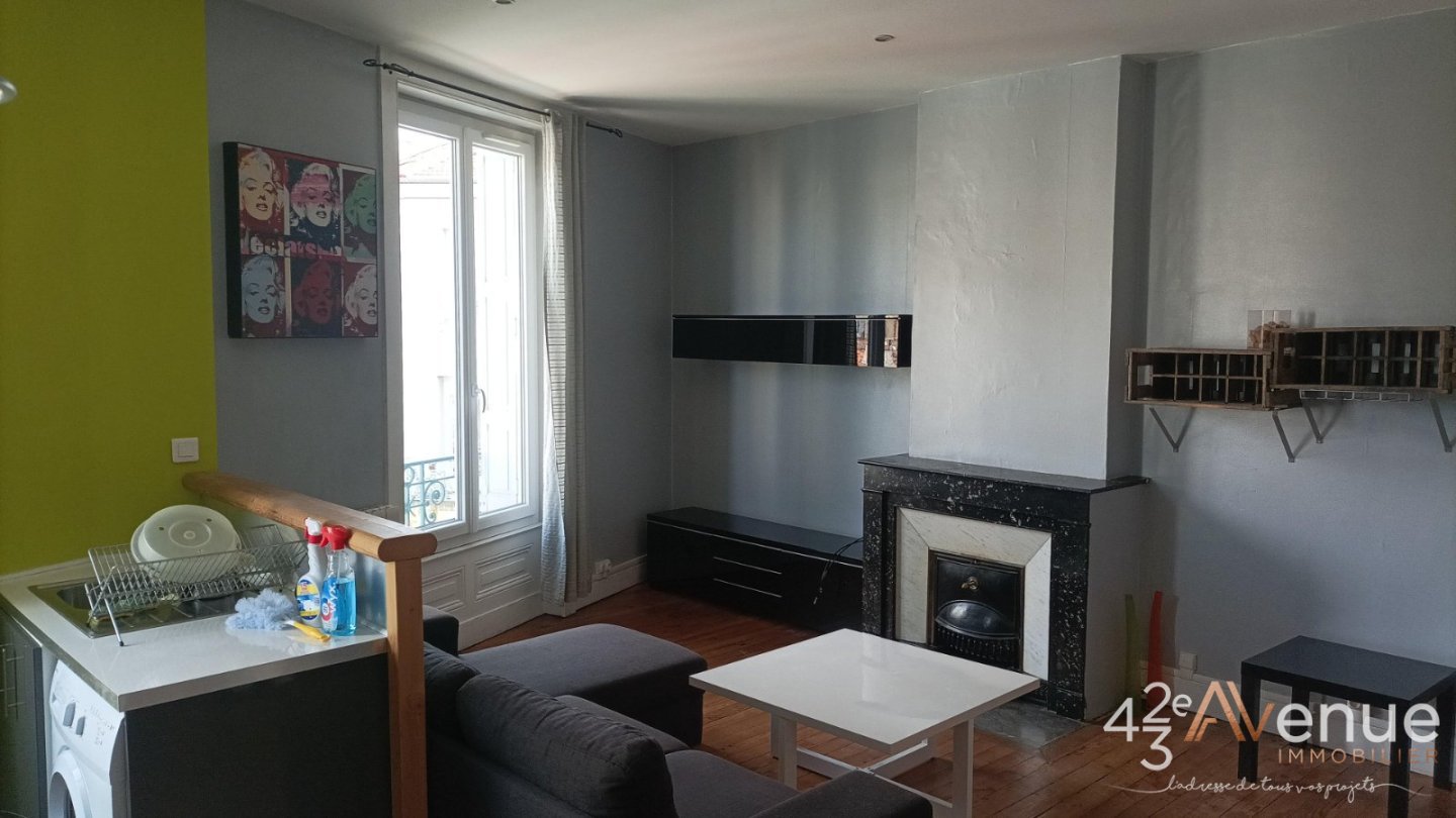 APPARTEMENT T2 A LOUER - ST ETIENNE FAC TREFILERIE - 66.89 m2 - 515�&euro; charges comprises par mois
