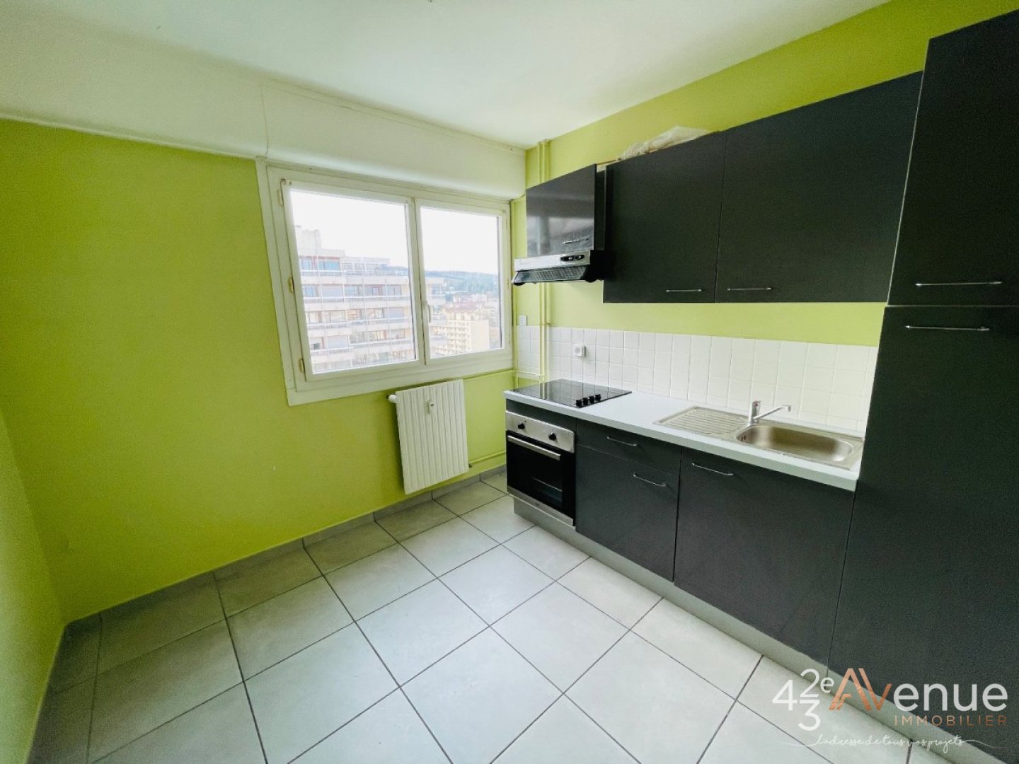 APPARTEMENT T2 - ST ETIENNE FACULTE   CENTRE DEUX - 56.06 m2 - LOU&Eacute;
