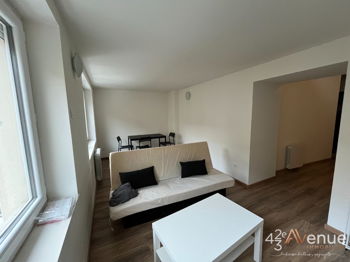 APPARTEMENT T2 - ST ETIENNE FACULTE   CENTRE DEUX - 43.98 m2 - LOU&Eacute;