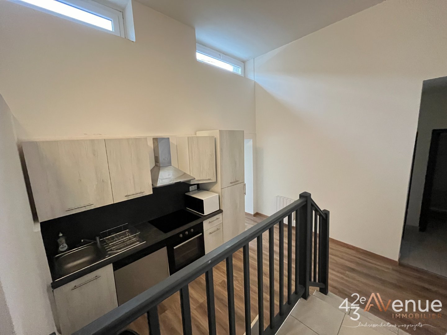 APPARTEMENT T2 - ST ETIENNE FACULTE   CENTRE DEUX - 43.98 m2 - LOU&Eacute;