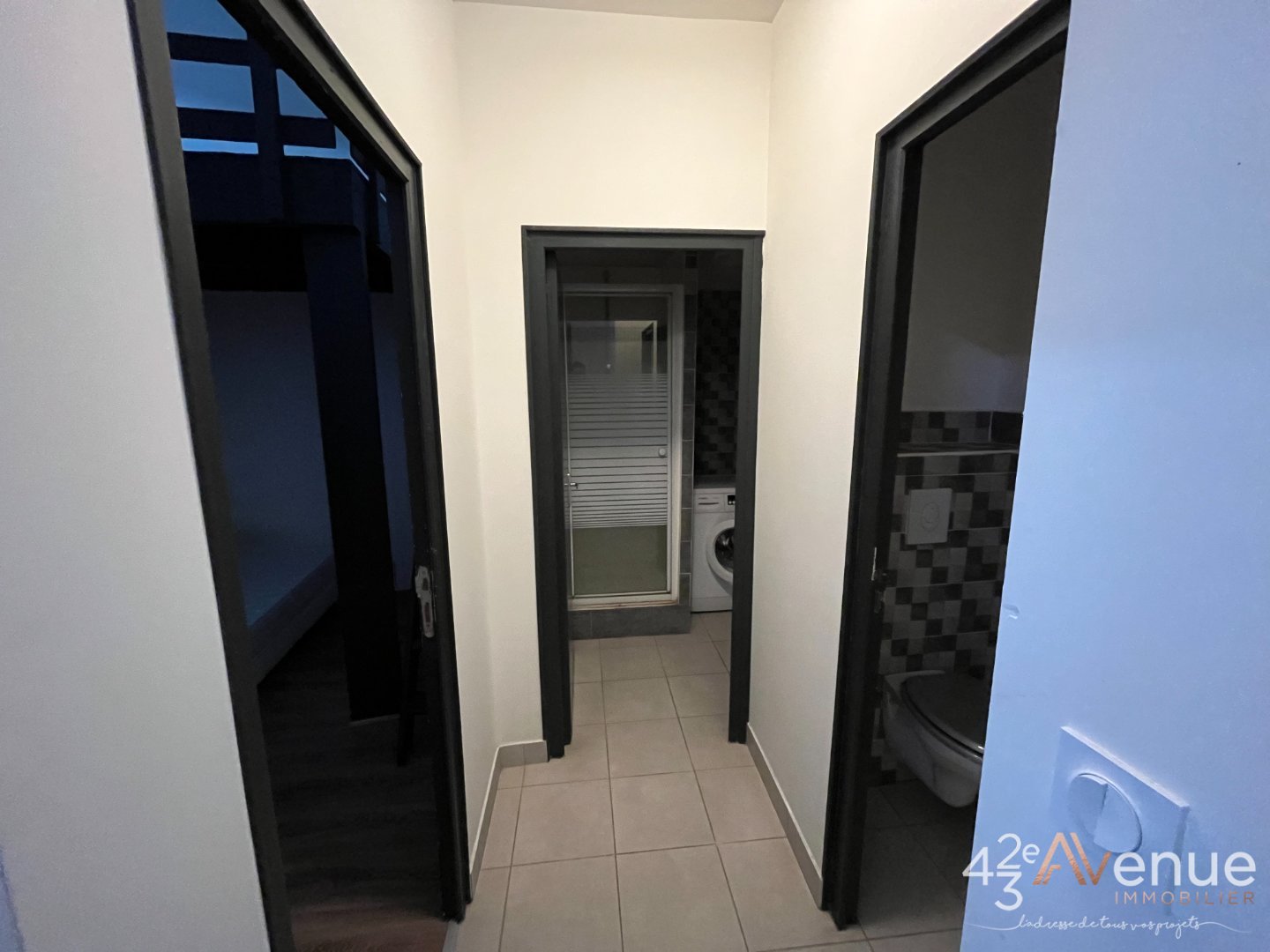 APPARTEMENT T2 - ST ETIENNE FACULTE   CENTRE DEUX - 43.98 m2 - LOU&Eacute;