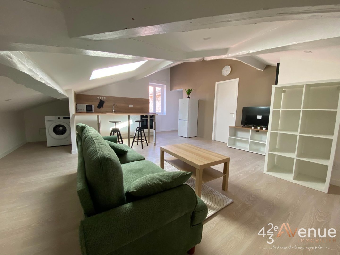 APPARTEMENT T2 A LOUER - ST ETIENNE FACULTE   CENTRE DEUX - 62.45 m2 - 550 &euro; charges comprises par mois