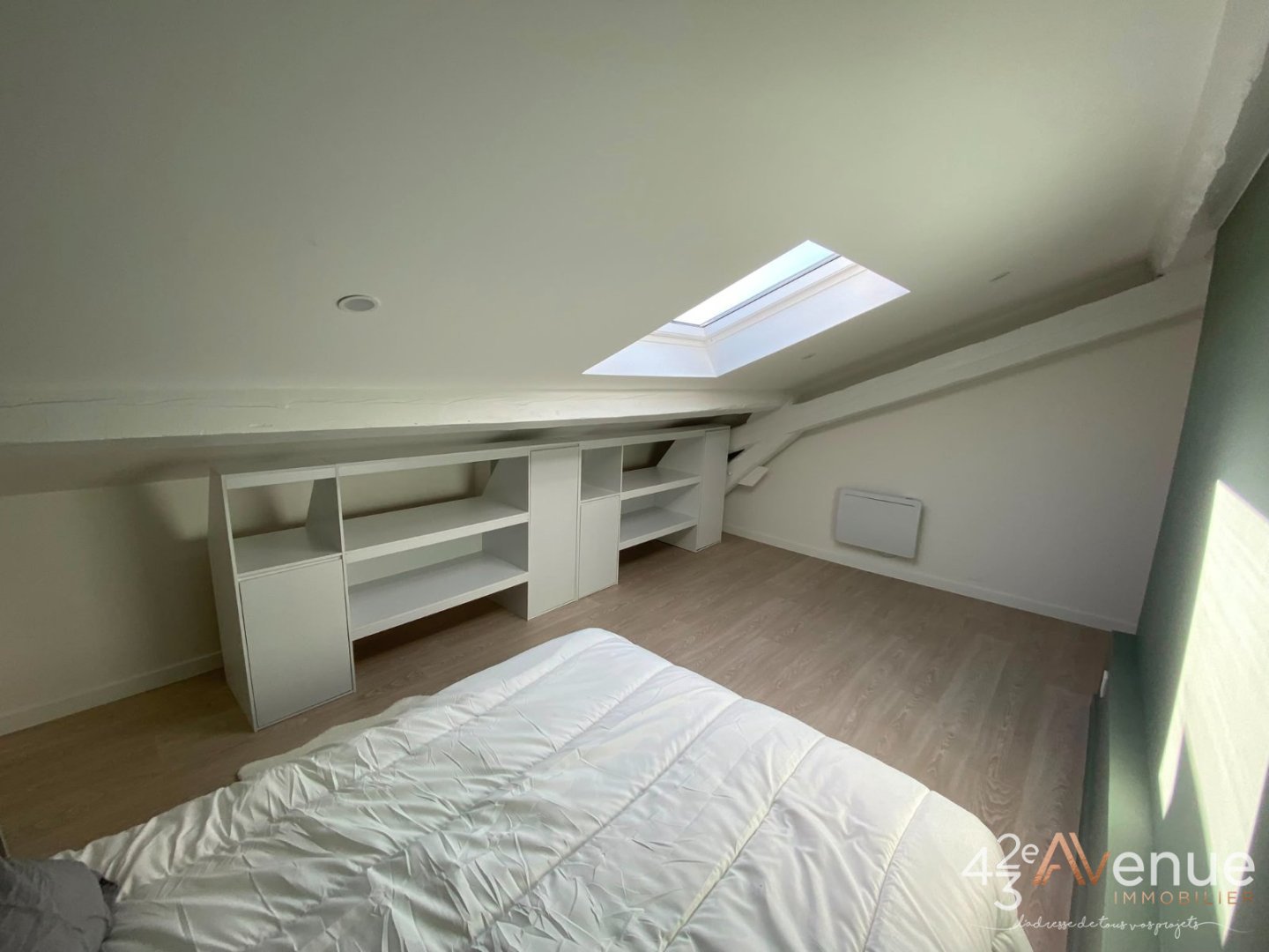 APPARTEMENT T2 A LOUER - ST ETIENNE FACULTE   CENTRE DEUX - 62.45 m2 - 550 &euro; charges comprises par mois