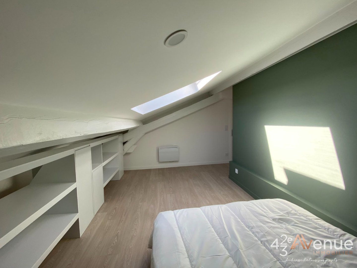 APPARTEMENT T2 A LOUER - ST ETIENNE FACULTE   CENTRE DEUX - 62.45 m2 - 550 &euro; charges comprises par mois