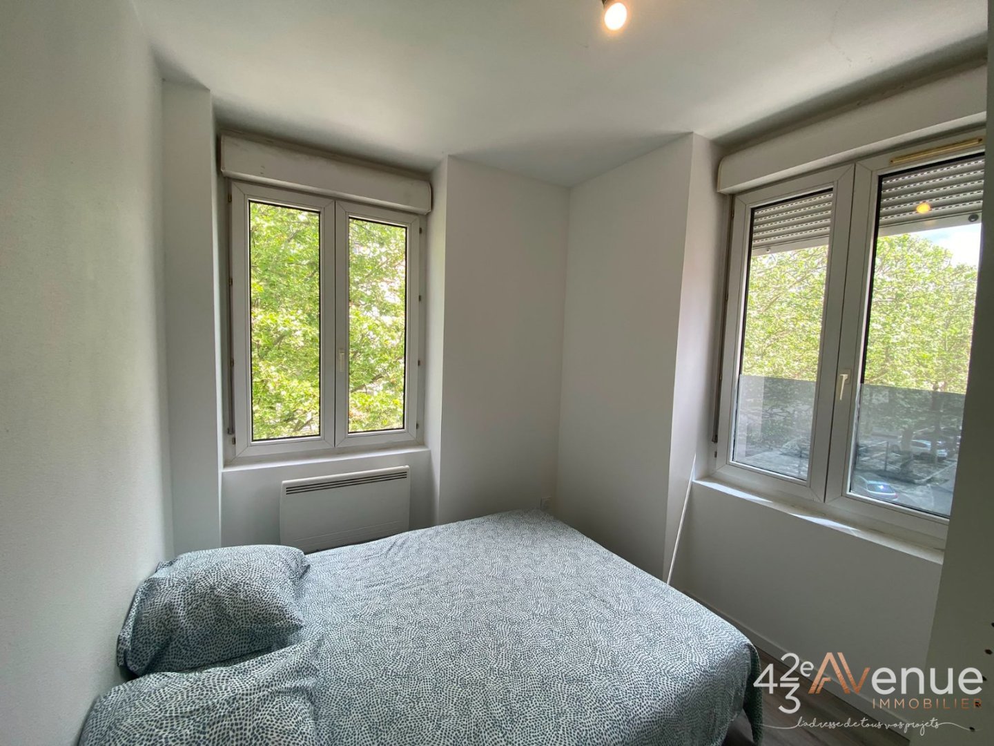 Petit 2 pièces Meublé A LOUER - ST ETIENNE Fauriel/Métare - 21.83 m2 - 430 &euro; charges comprises par mois