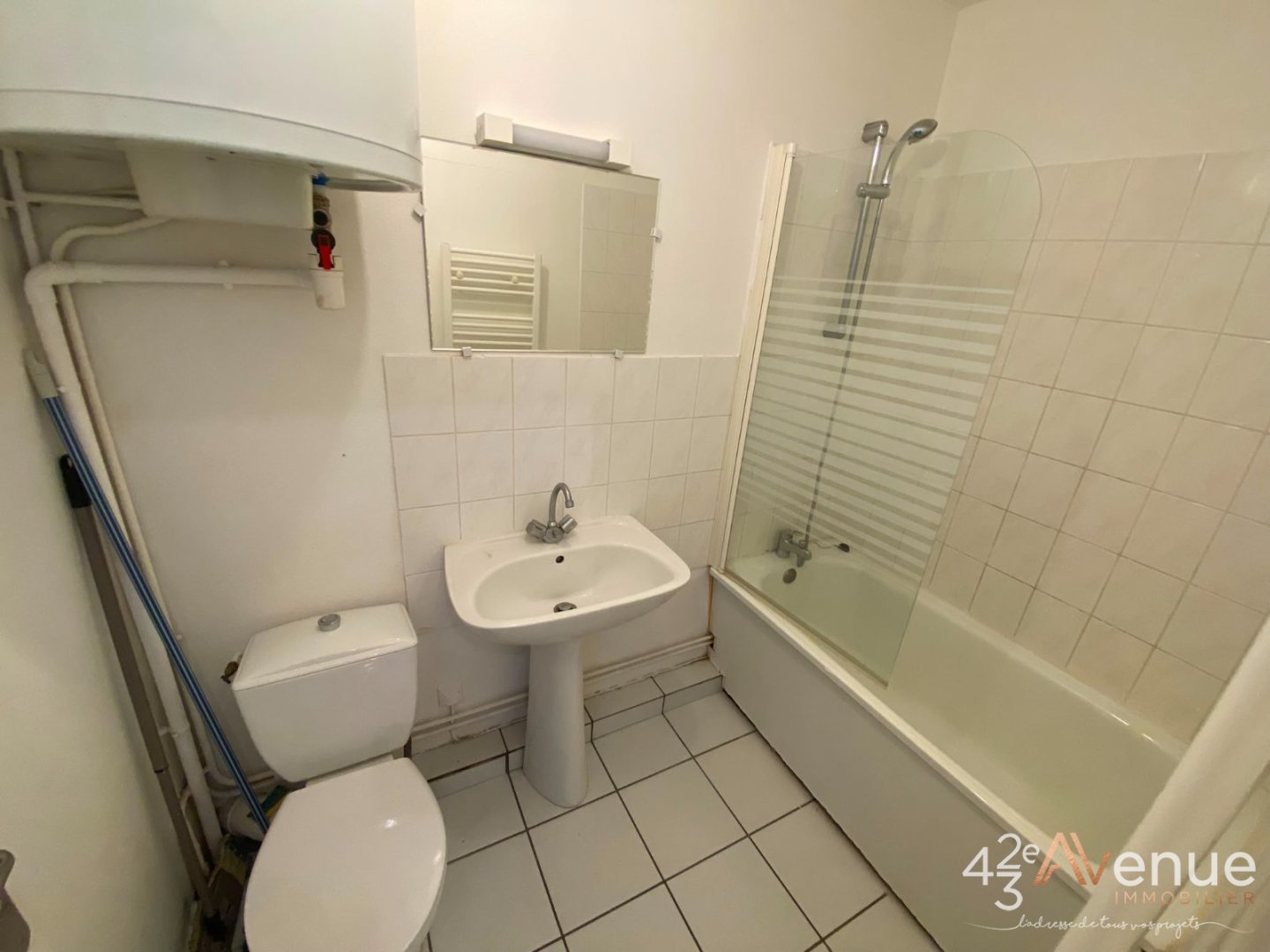 Petit 2 pièces Meublé A LOUER - ST ETIENNE Fauriel/Métare - 21.83 m2 - 430 &euro; charges comprises par mois