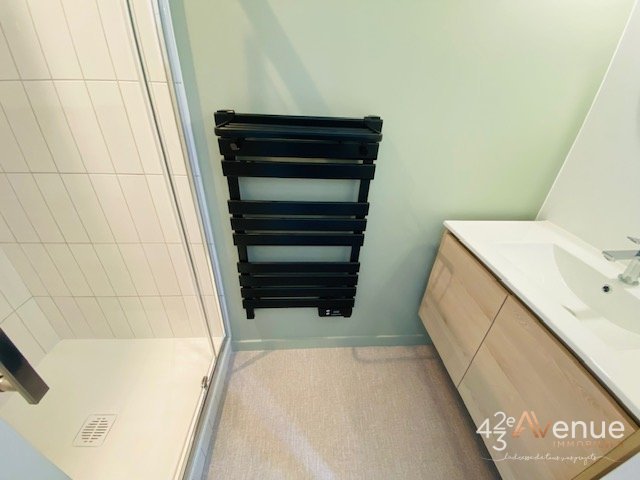 APPARTEMENT T2 A LOUER - ST ETIENNE FOURNEYRON/CHATEAUCREUX - 37.2 m2 - 490€ charges comprises par mois