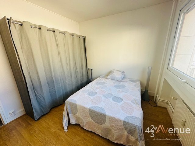 2 pices Semi-quipe A LOUER - ST ETIENNE Grand Poste - 39.11 m2 - 550€ charges comprises par mois