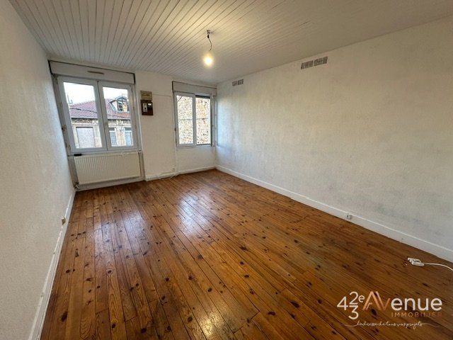 APPARTEMENT T2 A LOUER - ST ETIENNE HAUT DE JACQUARD - 56.7 m2 - 375 &euro; charges comprises par mois
