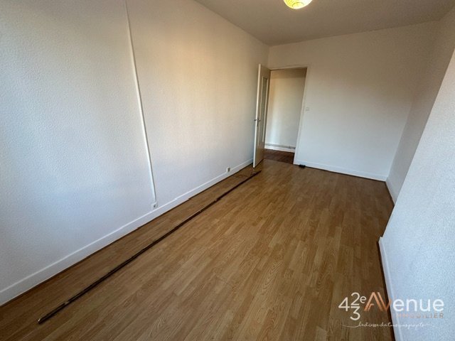 APPARTEMENT T2 A LOUER - ST ETIENNE HAUT DE JACQUARD - 56.7 m2 - 375 &euro; charges comprises par mois