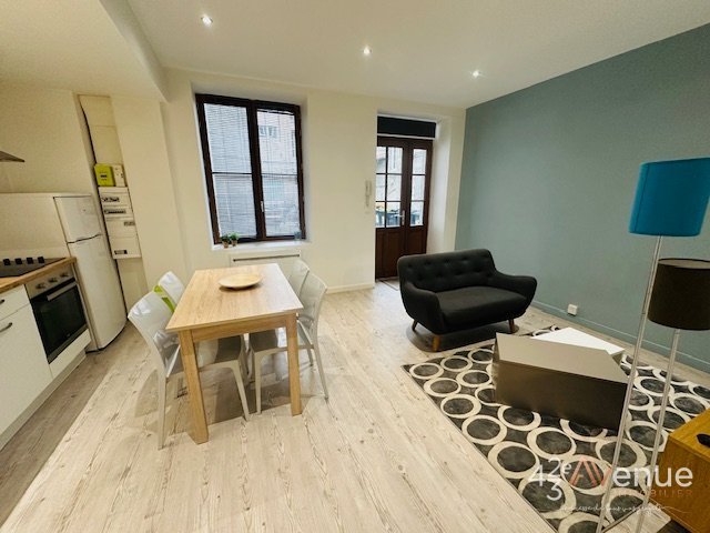 APPARTEMENT T2 - ST ETIENNE HOTEL DE VILLE/HYPER CENTRE - 35.39 m2 - LOUÉ