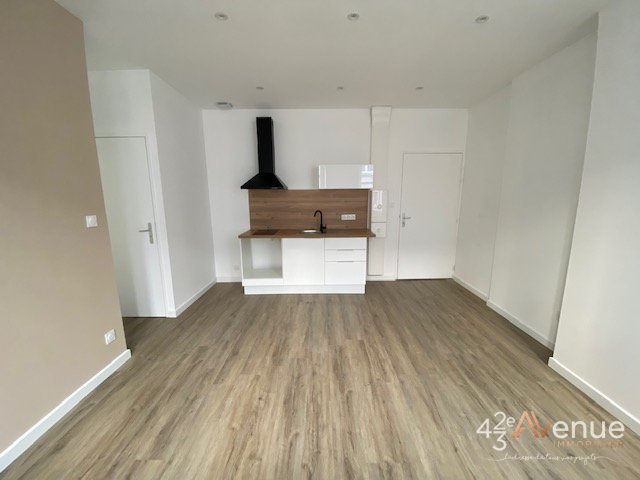 2 Pièces sympa A LOUER - ST ETIENNE HOTEL DE VILLE/HYPER CENTRE - 34.12 m2 - 468 &euro; charges comprises par mois