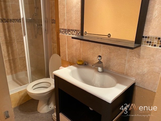 APPARTEMENT T2 A LOUER - ST ETIENNE HOTEL DE VILLE/JEAN JAURES - 43.7 m2 - 411�&euro; charges comprises par mois