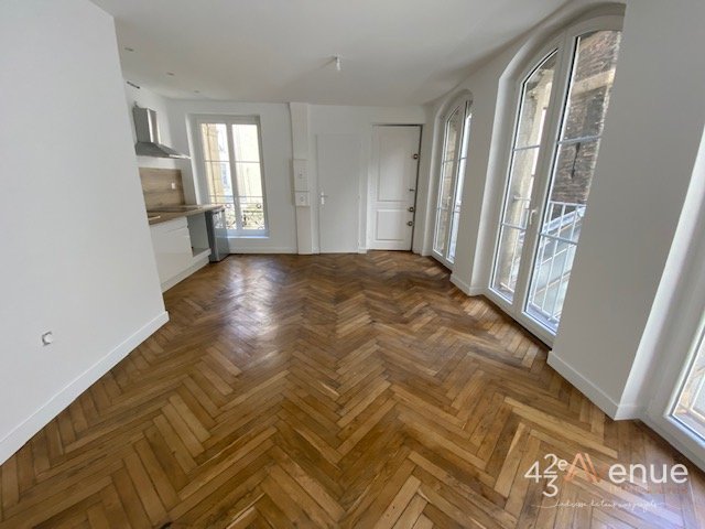 APPARTEMENT T2 A LOUER - ST ETIENNE HOTEL DE VILLE - 42.86 m2 - 515€ charges comprises par mois