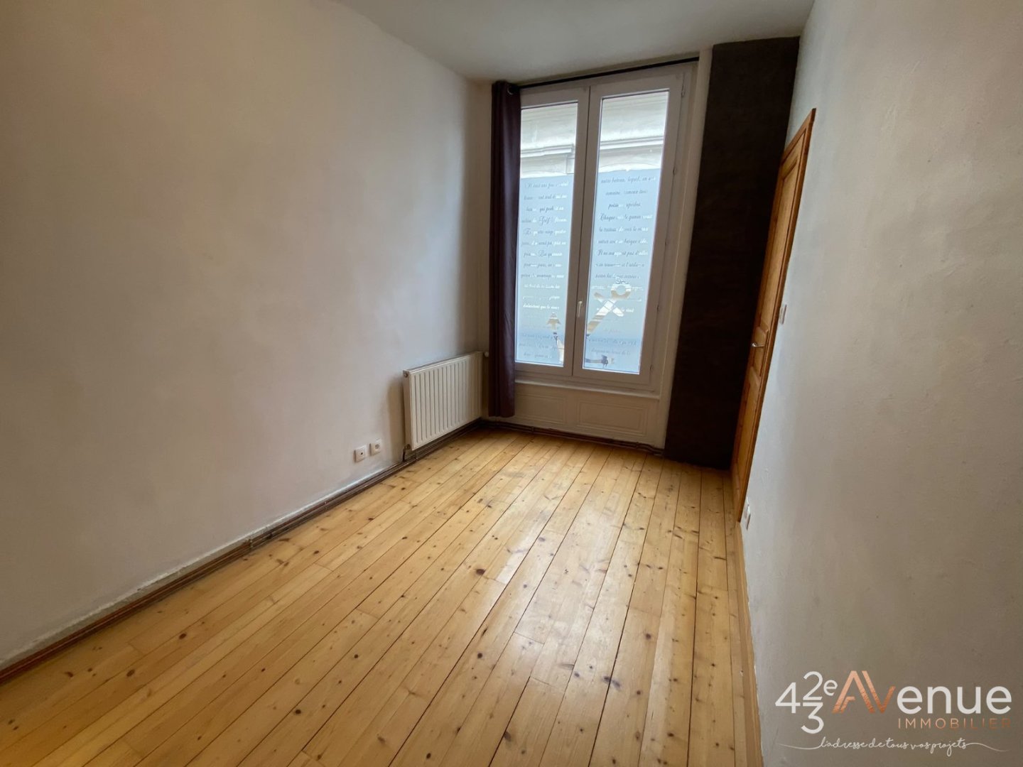APPARTEMENT T2 A LOUER - ST ETIENNE HYPER CENTRE/DORIAN - 62.88 m2 - 550 &euro; charges comprises par mois