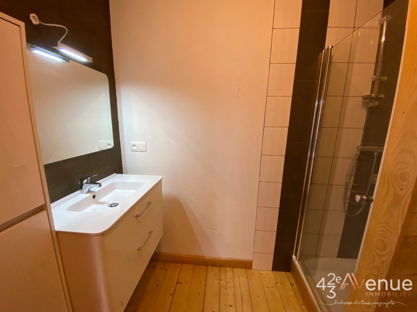 APPARTEMENT T2 A LOUER - ST ETIENNE HYPER CENTRE/DORIAN - 62.88 m2 - 550 &euro; charges comprises par mois