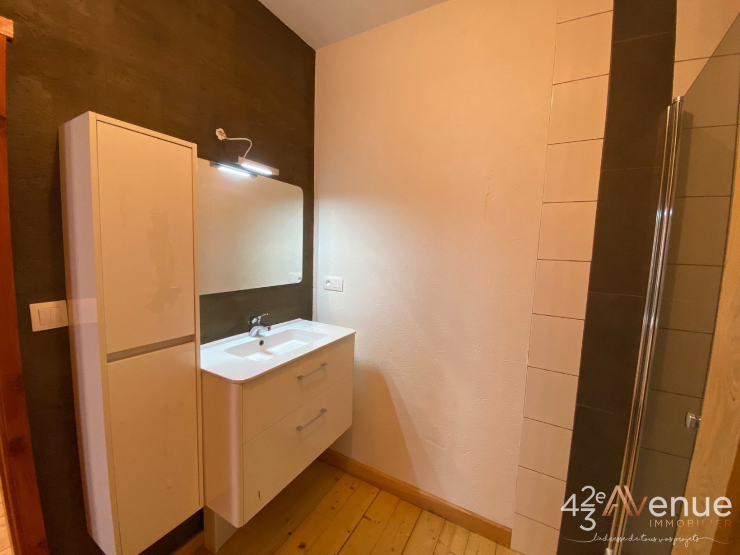 APPARTEMENT T2 A LOUER - ST ETIENNE HYPER CENTRE/DORIAN - 62.88 m2 - 550 &euro; charges comprises par mois