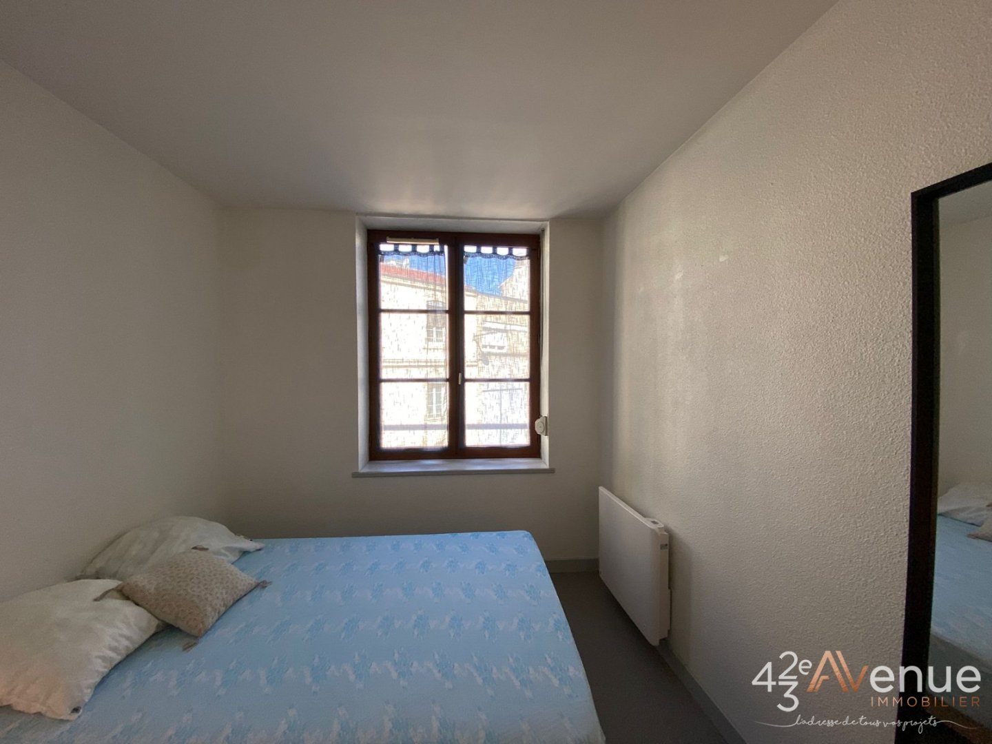 2 pi�ces Meubl� A LOUER - ST ETIENNE Jacquard/Jean Jaur�s - 34 m2 - 500�&euro; charges comprises par mois