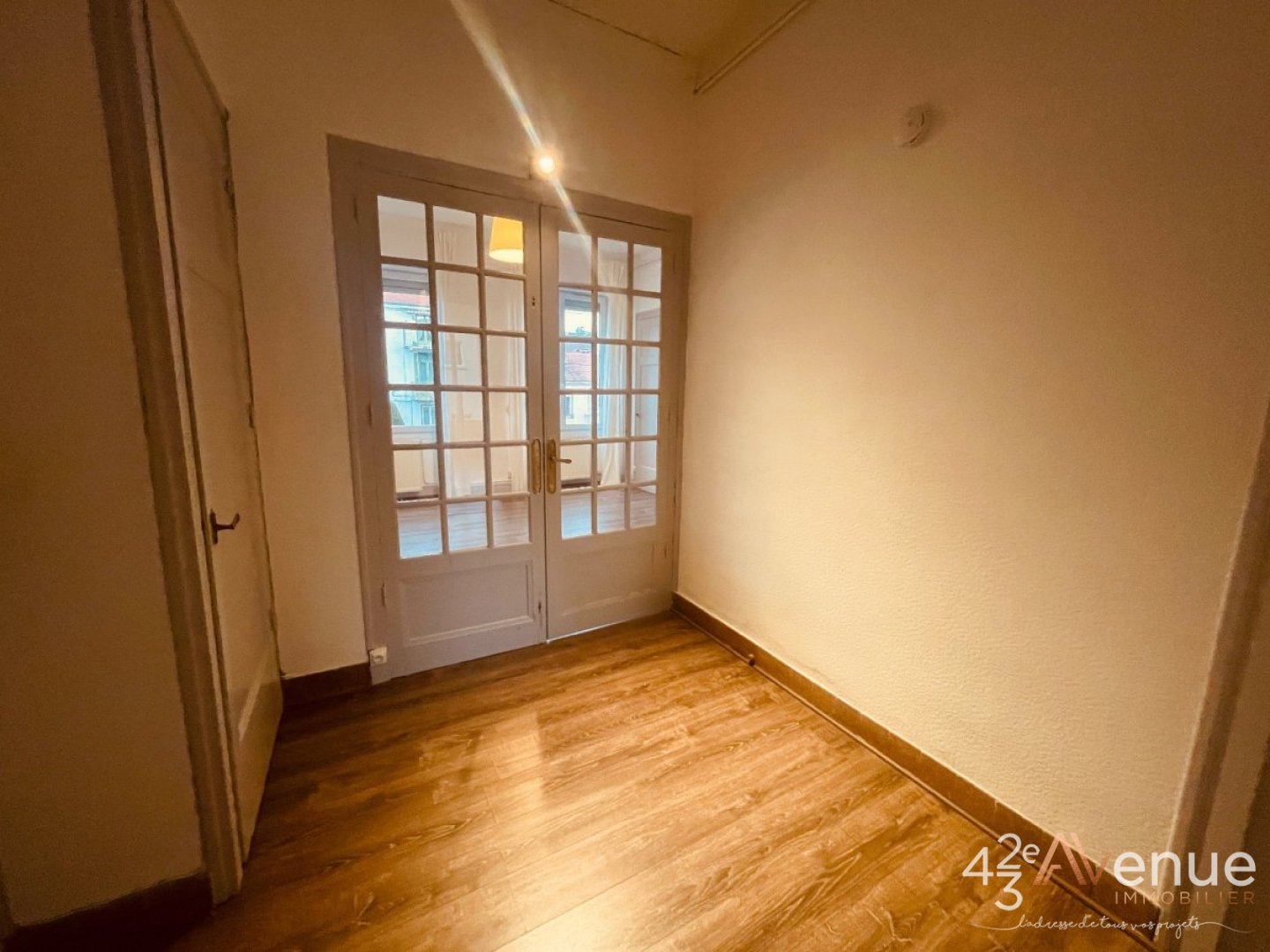 APPARTEMENT T2 - ST ETIENNE JACQUARD - 59.57 m2 - LOU&Eacute;