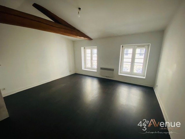 APPARTEMENT T2 - ST ETIENNE JEAN JAURES - 38.97 m2 - LOU&Eacute;