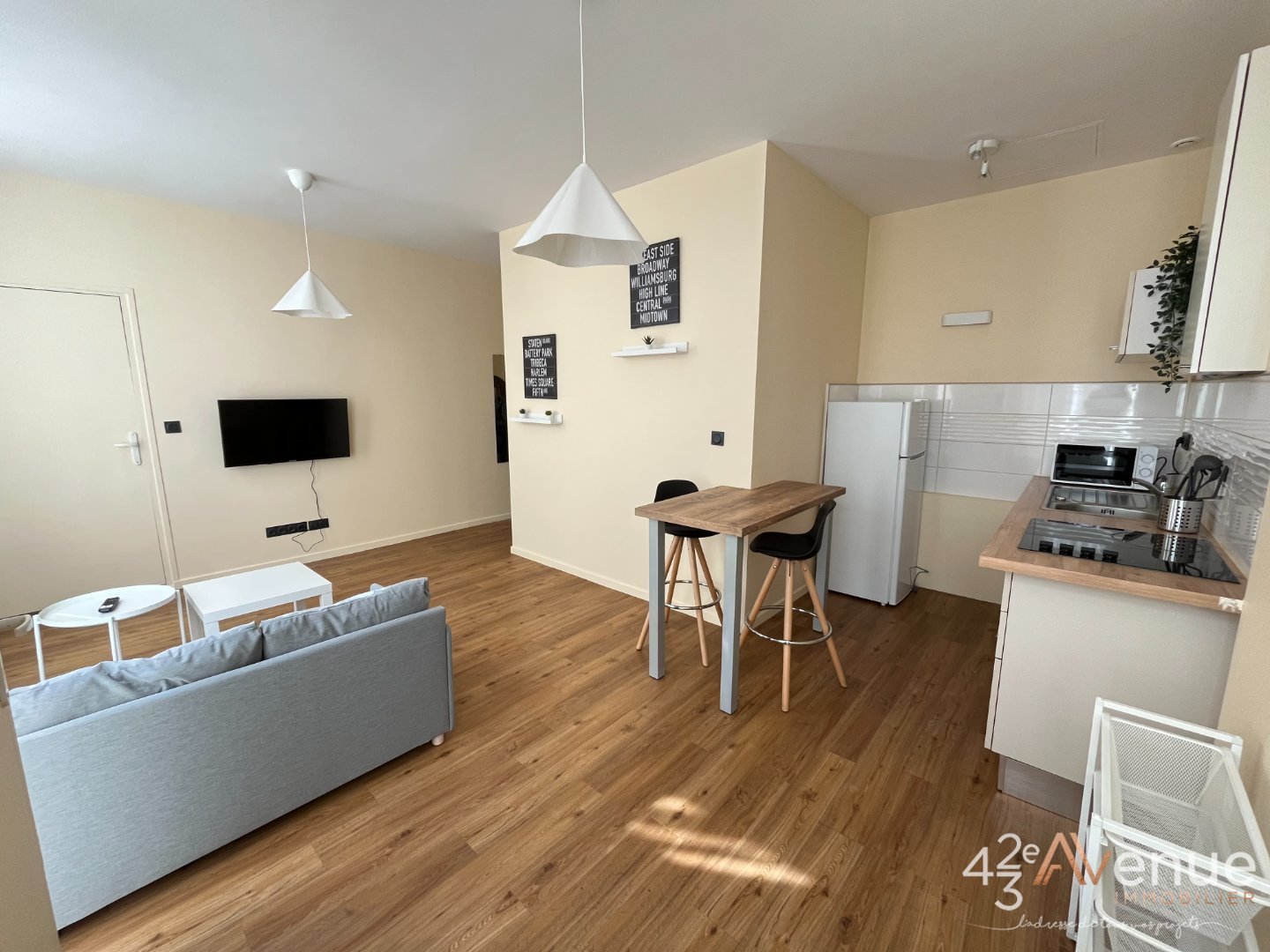 APPARTEMENT T2 - ST ETIENNE JEAN JAURES - 38.45 m2 - LOU&Eacute;