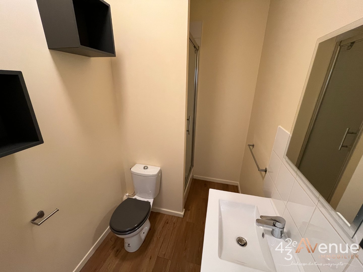 APPARTEMENT T2 - ST ETIENNE JEAN JAURES - 38.45 m2 - LOU&Eacute;