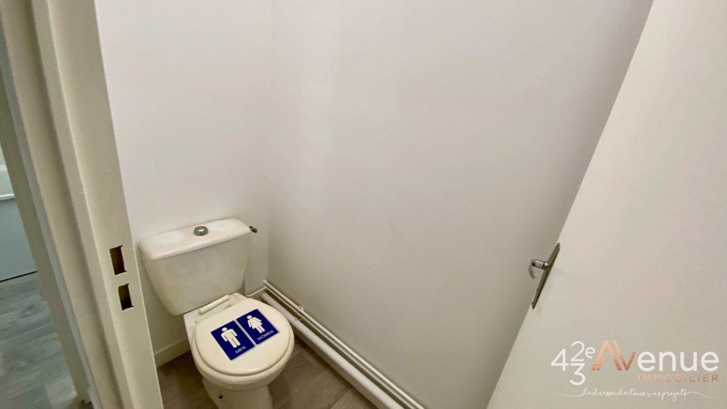 APPARTEMENT T2 A LOUER - ST ETIENNE JEAN-JAURES - 32.42 m2 - 390€ charges comprises par mois