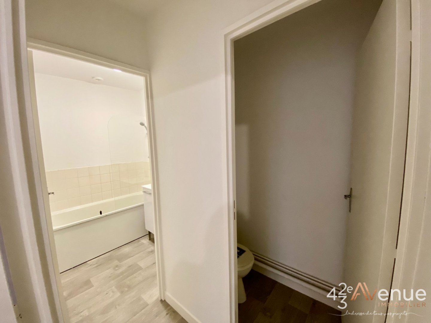 APPARTEMENT T2 A LOUER - ST ETIENNE JEAN-JAURES - 32.42 m2 - 390€ charges comprises par mois