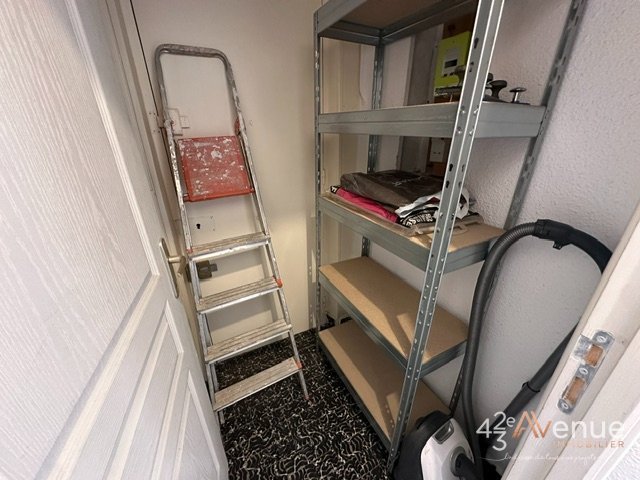 Grand 2 pièces A LOUER - ST ETIENNE JEAN JAURES - 55.96 m2 - 480 &euro; charges comprises par mois