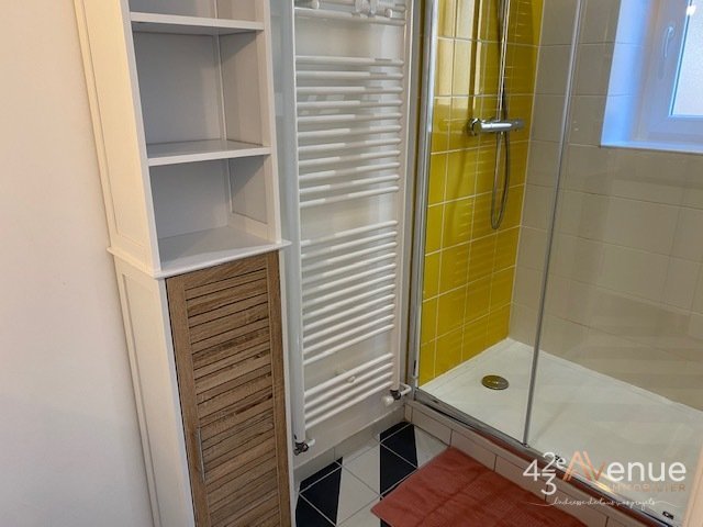 2 Pièces Meublé A LOUER - ST ETIENNE JEAN JAURES - 64.53 m2 - 600 &euro; charges comprises par mois