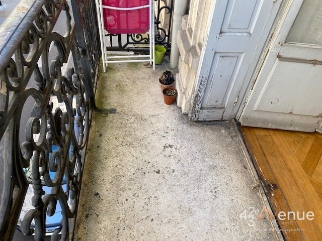 2 Pièces Meublé A LOUER - ST ETIENNE JEAN JAURES - 64.53 m2 - 600 &euro; charges comprises par mois