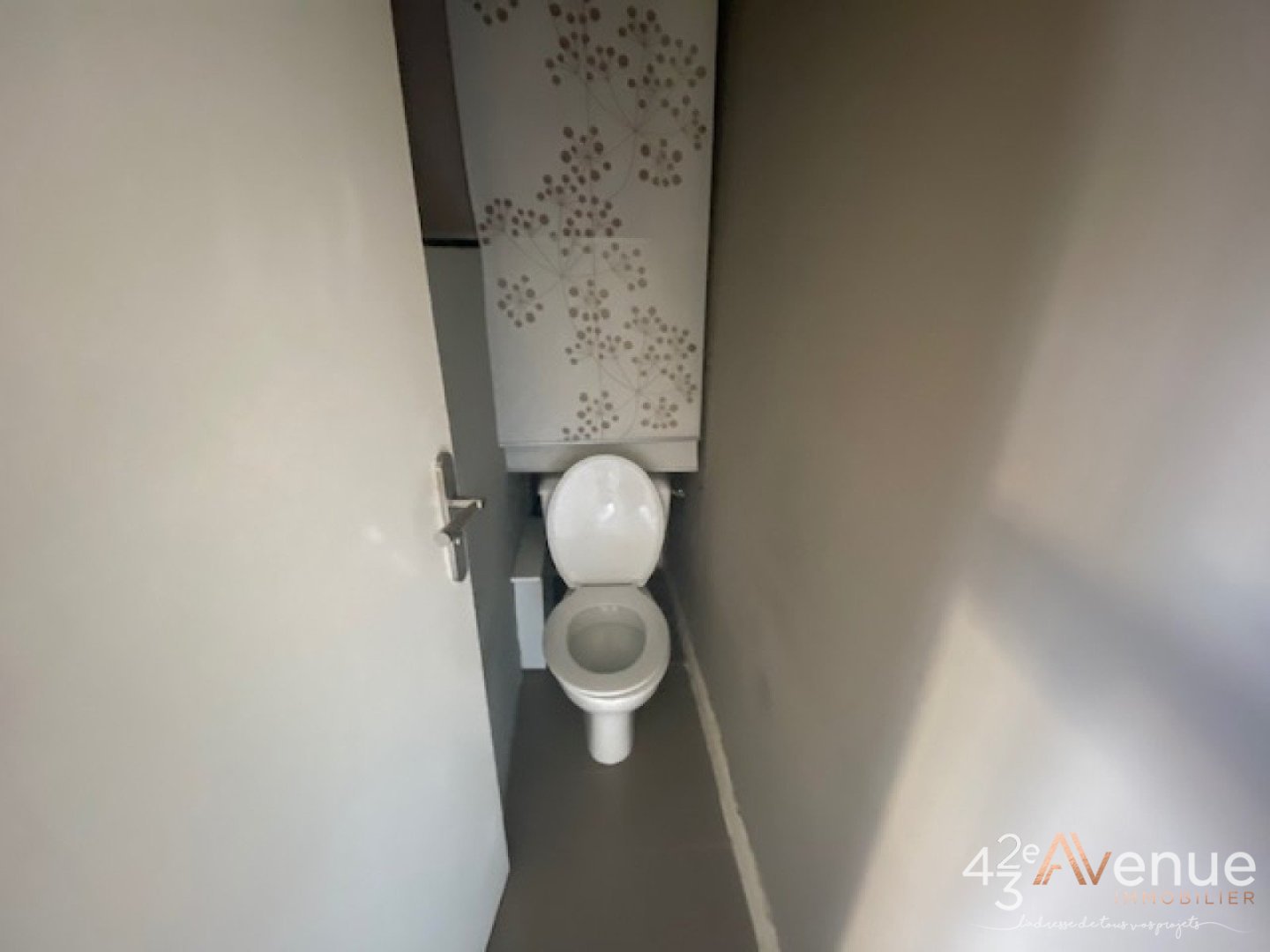 2 Pices avec balcon - ST ETIENNE LA TERRASSE - 57.1 m2 - LOUÉ