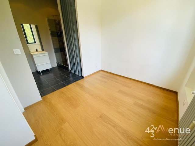 APPARTEMENT T2 A LOUER - ST ETIENNE LIBERATION/FAURIEL - 48.28 m2 - 600 &euro; charges comprises par mois