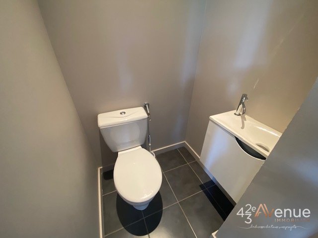 APPARTEMENT T2 A LOUER - ST ETIENNE LIBERATION/FAURIEL - 48.28 m2 - 600 &euro; charges comprises par mois