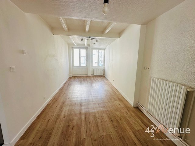 APPARTEMENT T2 - ST ETIENNE Libration/Rpublique - 49.85 m2 - LOUÉ