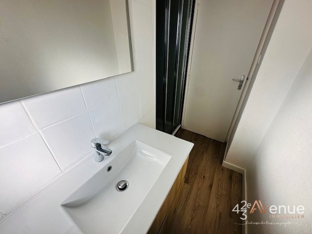 APPARTEMENT T2 - ST ETIENNE Libration/Rpublique - 49.85 m2 - LOUÉ