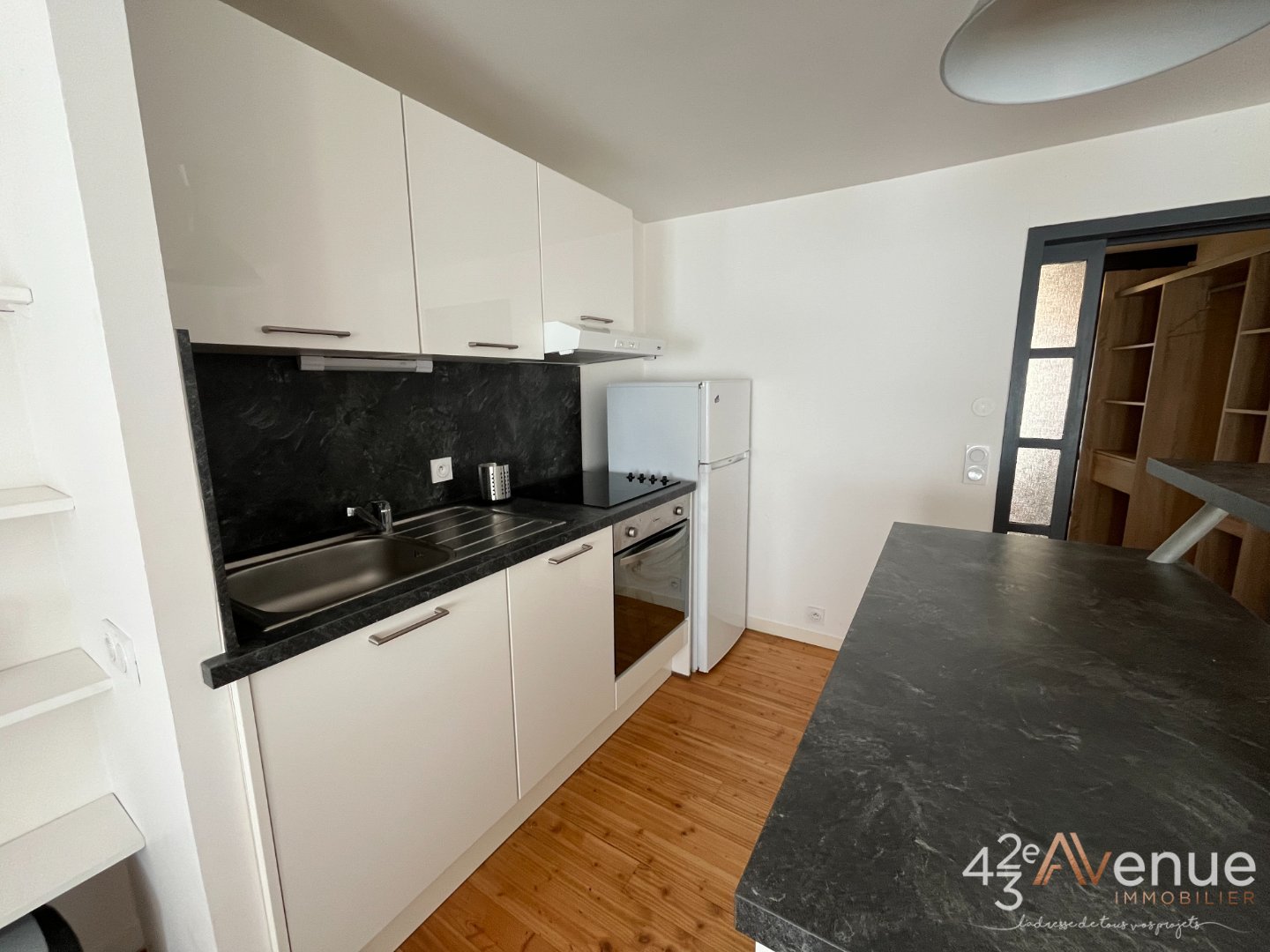 APPARTEMENT T2 - ST ETIENNE MARTYRS VINGRE/CHAVANELLE - 41.38 m2 - LOUÉ