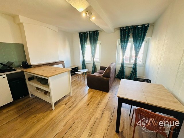 T2 Meublé A LOUER - ST ETIENNE QUARTIER CHAVANELLE - 42.9 m2 - 500 &euro; charges comprises par mois