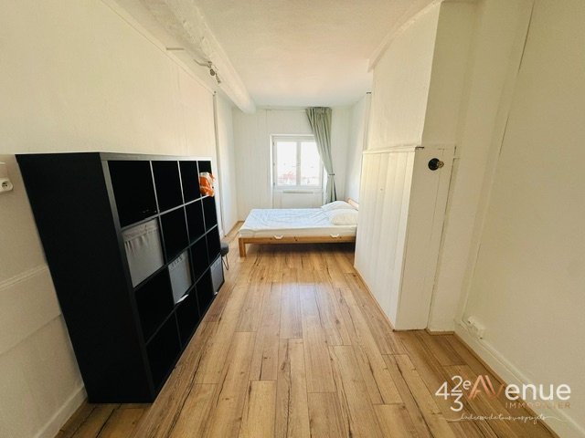 T2 Meublé A LOUER - ST ETIENNE QUARTIER CHAVANELLE - 42.9 m2 - 500 &euro; charges comprises par mois