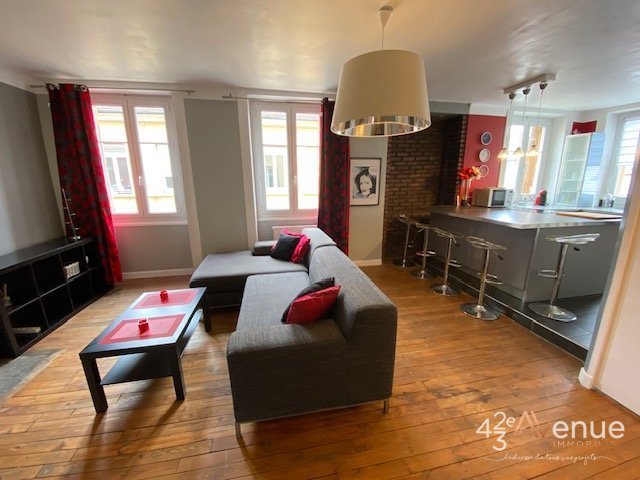 APPARTEMENT T2 A LOUER - ST ETIENNE QUARTIER CHAVANELLE - 47.84 m2 - 510 &euro; charges comprises par mois