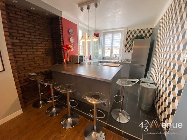 APPARTEMENT T2 A LOUER - ST ETIENNE QUARTIER CHAVANELLE - 47.84 m2 - 510 &euro; charges comprises par mois