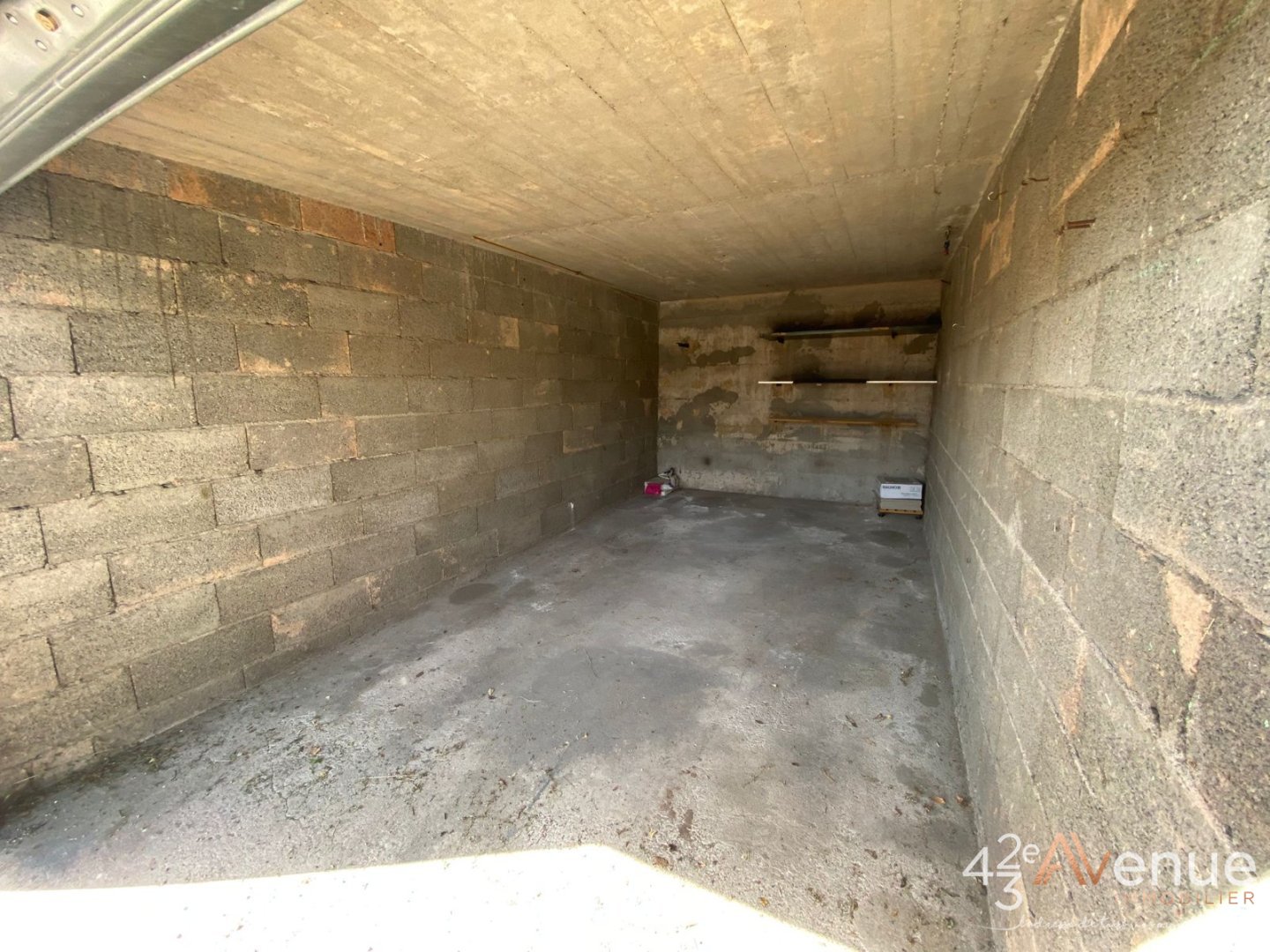 APPARTEMENT T2 A LOUER - ST ETIENNE QUARTIER FAURIEL/VIVARAIZE - 55.76 m2 - 490 &euro; charges comprises par mois